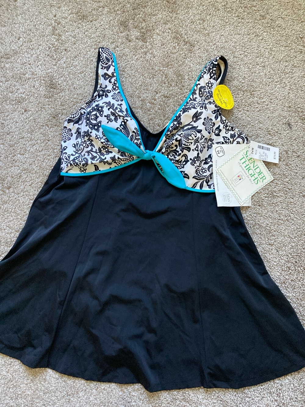 Vintage Nwt It figures slimming skirted swimsuit swim dress sz 24W